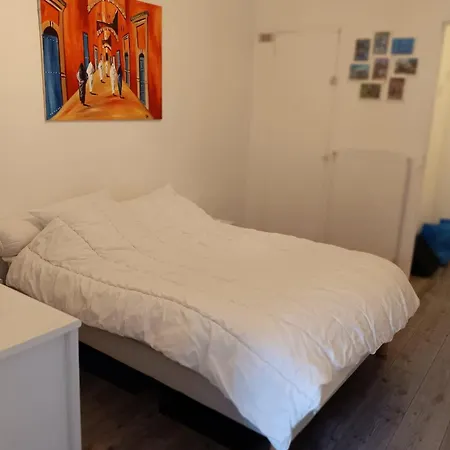 Apartament Cozy 50 M Love Nest Near The Sea Tulon