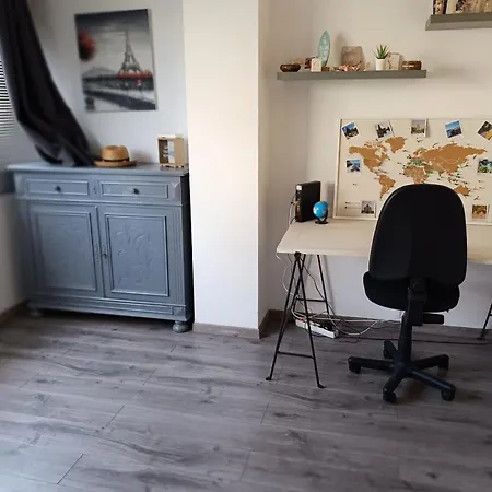 Cozy 50 M Love Nest Near The Sea * Toulon
