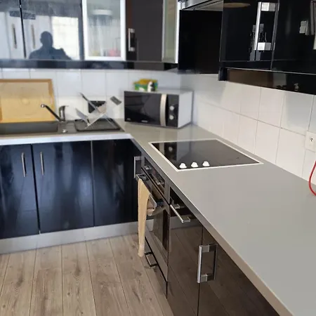 Apartament Cozy 50 M Love Nest Near The Sea